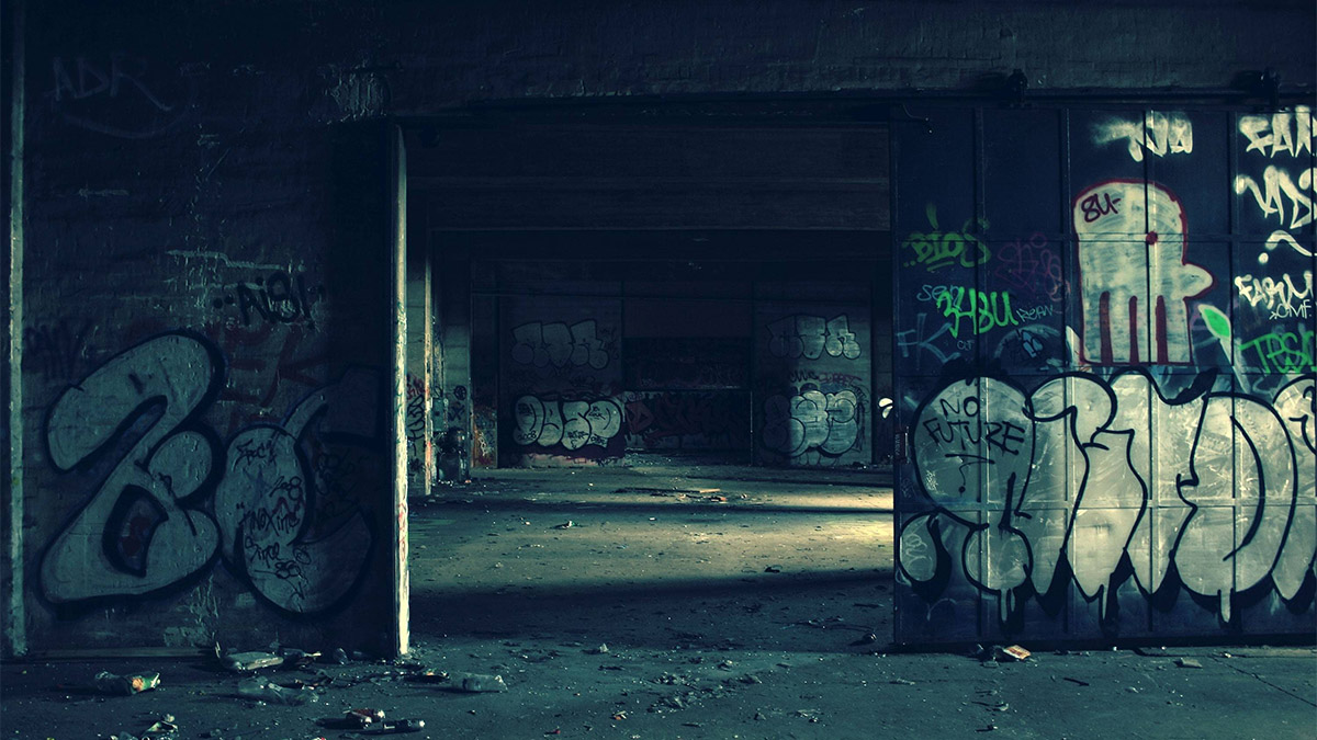 abandoned graffiti