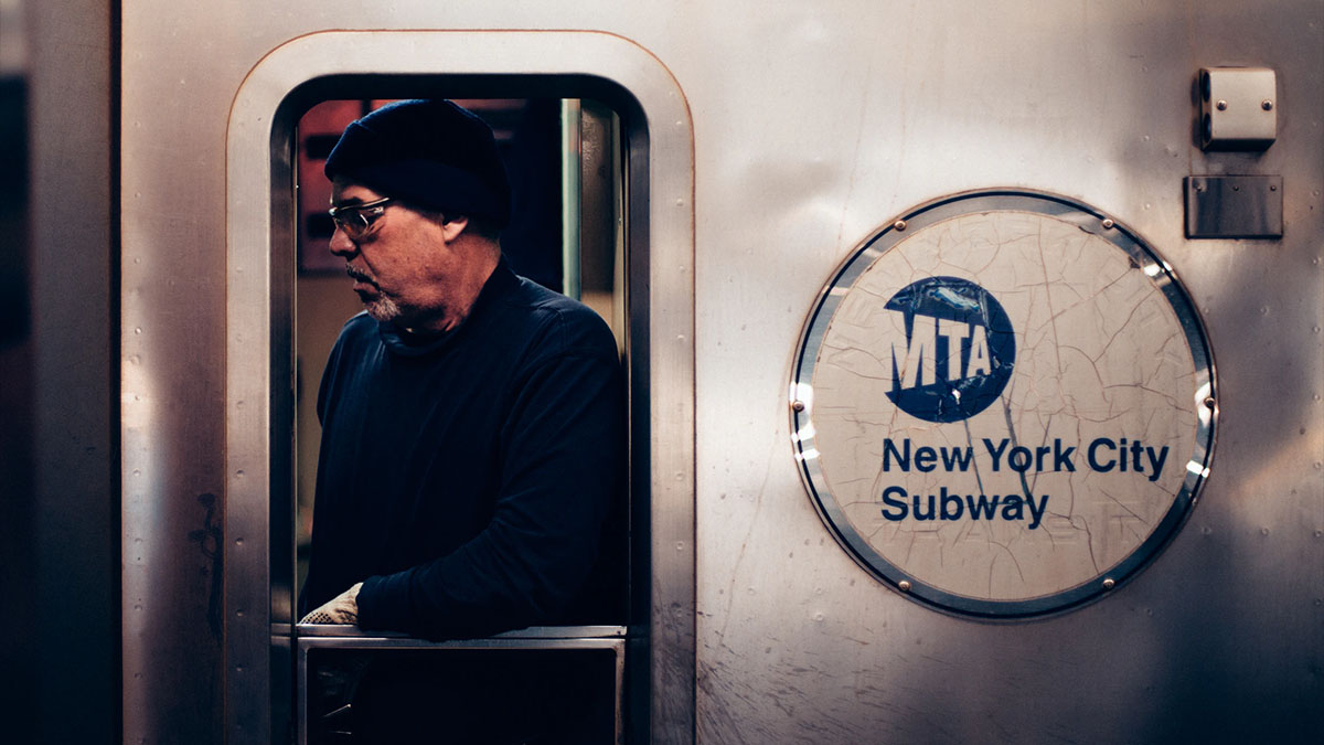 boomer man on subway