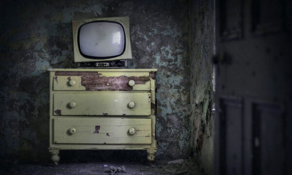 why a conspiracy theorist and his money are soon parted