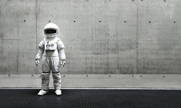 why the myth of nasa’s $165 million space pen just won’t die